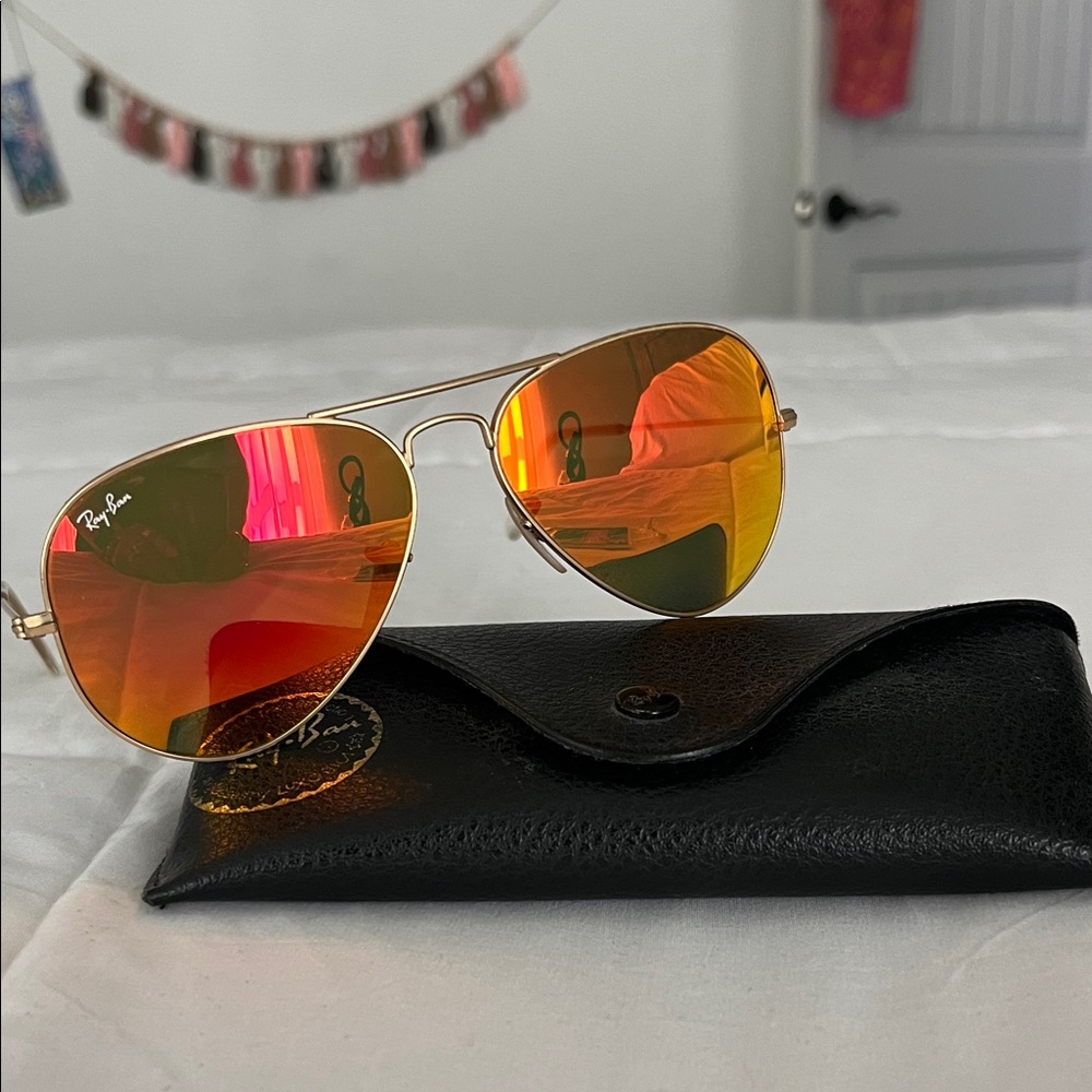 Ray-Ban Gold Aviators with Red-Orange Lenses